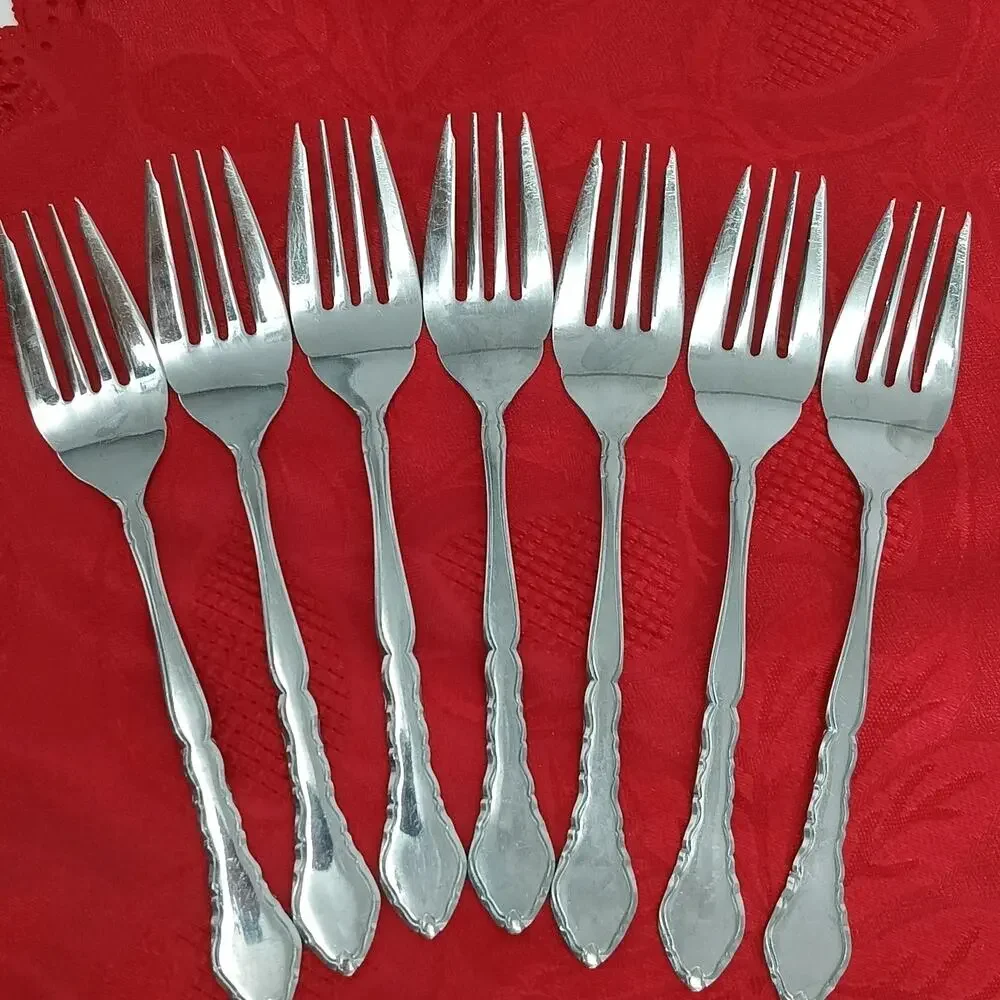 Unbranded these look
